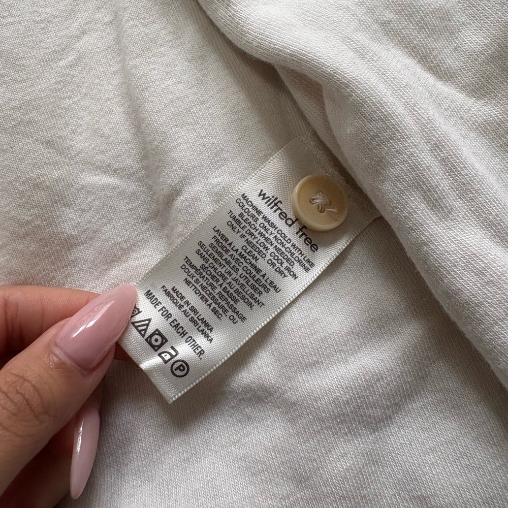 NWOT Aritzia Wilfred Free Sunny Shirt (Part of Matching Set) - Picture 6 of 6